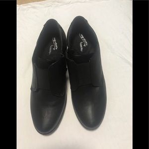 New w/o tag very clean no rip/wear